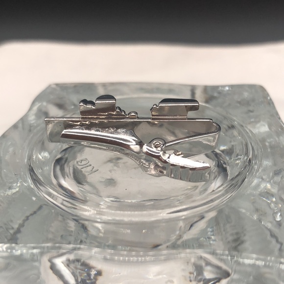 Vintage LNC Signed Anson Silver tone Train Tie Clip and and Cuff Link Set - Picture 3 of 7